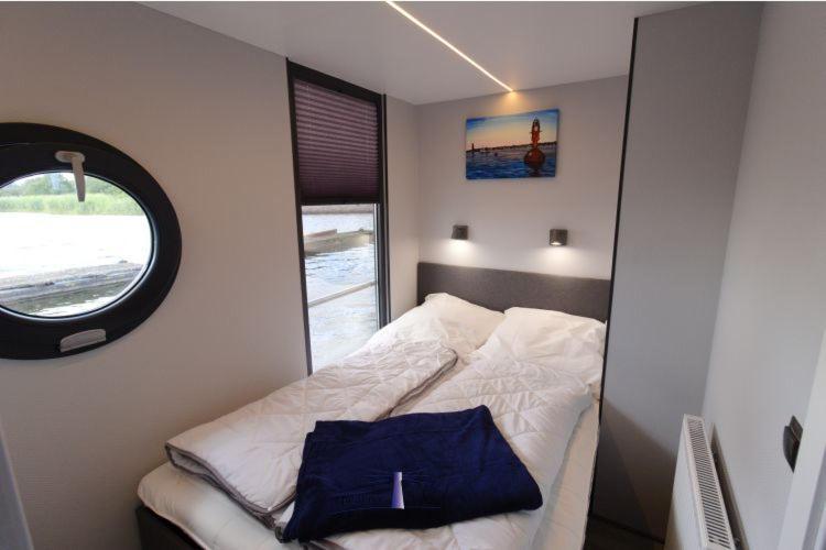 Hausboot Fjord Aries Mit Dachterrasse In Schleswig Ξενοδοχείο Εξωτερικό φωτογραφία
